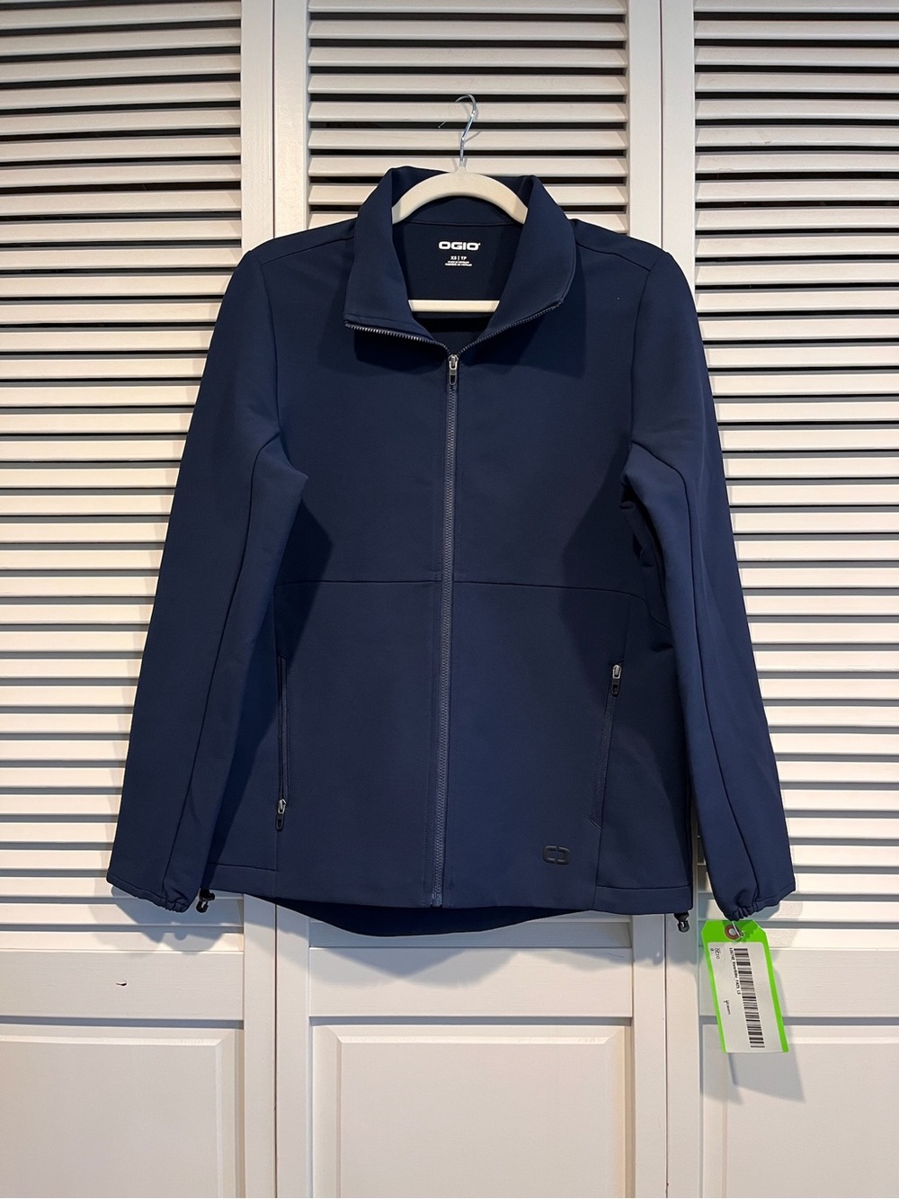 OGIO Women's Navy Full-Zip Softshell Jacket - NWT!